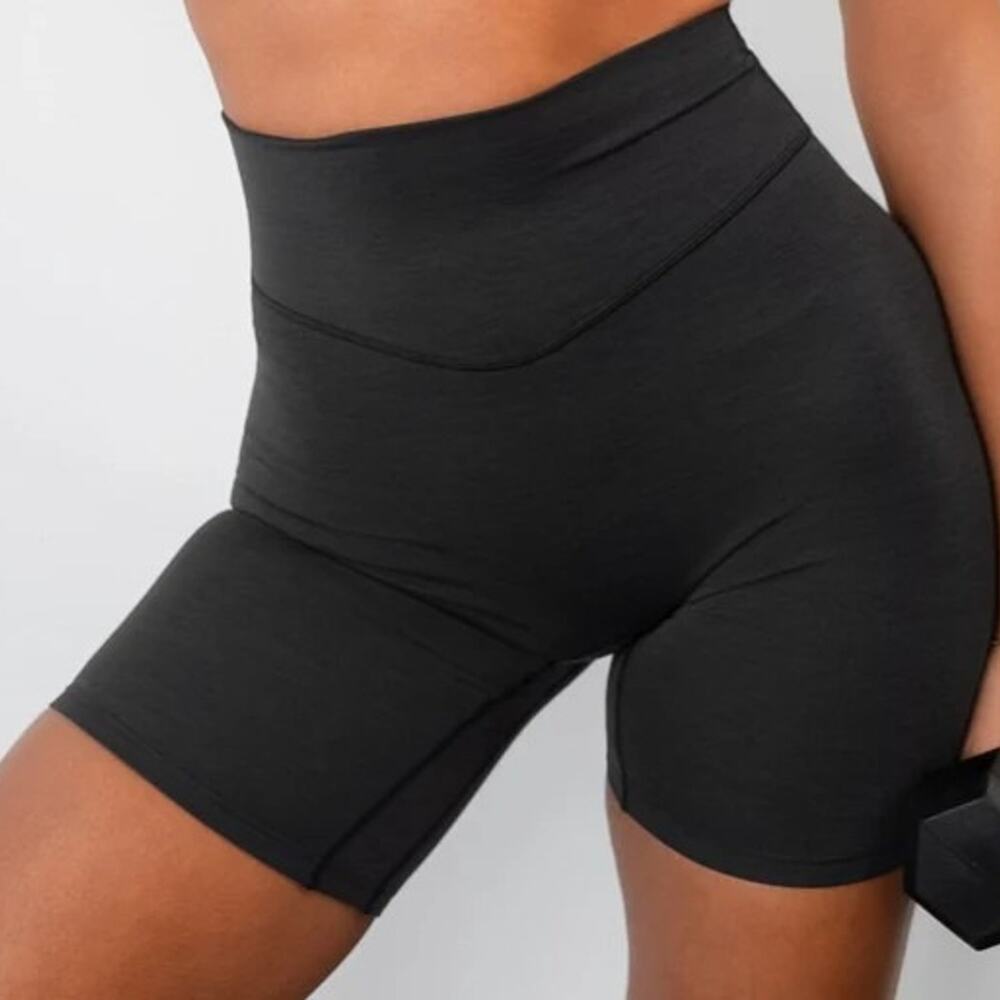 Vitality Dark Grey Daydream V Crossover High Waisted Biker Shorts Size Medium